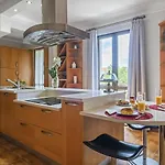 Central Lido Apartment By Madeira Sun Travel