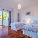 Apartamento Jasmineiro - By Wehost