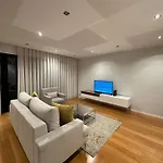 Leonor Seaview Apartment
