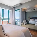 Luxury Oceanfront At Reid\'S Gardens