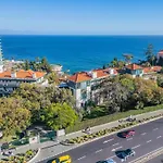 Luxury Oceanfront At Reid\'S Gardens