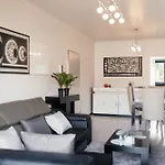 Luxurious Lido-Sun Island X1V Apt.Free Parking
