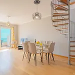 Ocean View Apartment In Canico De Baixo
