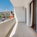 Monumental Lidoview