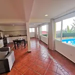 Casa Dos Avos Apartments With Pool In Funchal