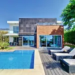 Villa Ravenala - By Lovelystay