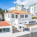 Betty\'S Villa By Alma Holiday Rentals