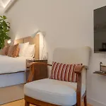 Studio 118