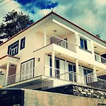 Villa Madeira Mit Blick Auf Den Hafen