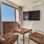 Urso Tigre Apartment