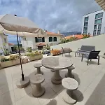 Ocean Cliff Retreat-Between Natural Pools & Praia Formosa