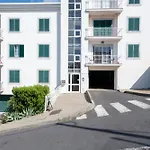 Unique Two-Patios Funchal Apartment + Garage