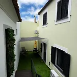 Sao Pedro Paradise B Down