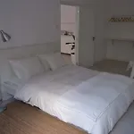 Charming Apartment 101