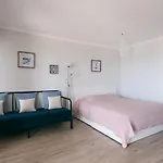 Binis Apartment