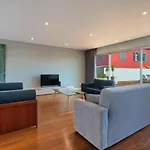 Luxury Villa Nogueira With Private Pool By Hr Madeira