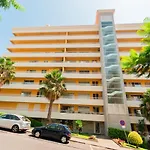 Feels Like Home Funchal Green Park Apartment with Pool