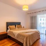 Prestige Apartment With Pool