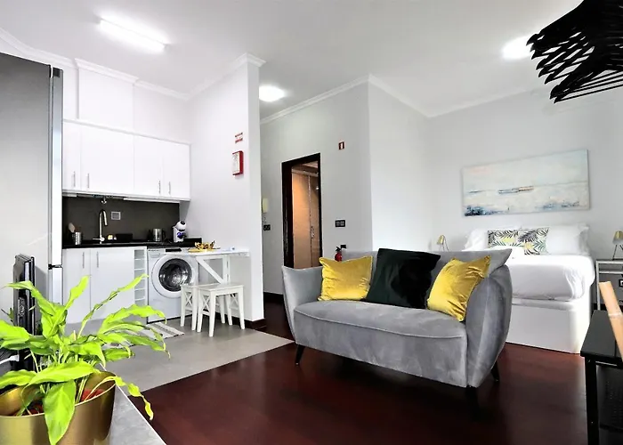 Funchal Center Guest Studio I