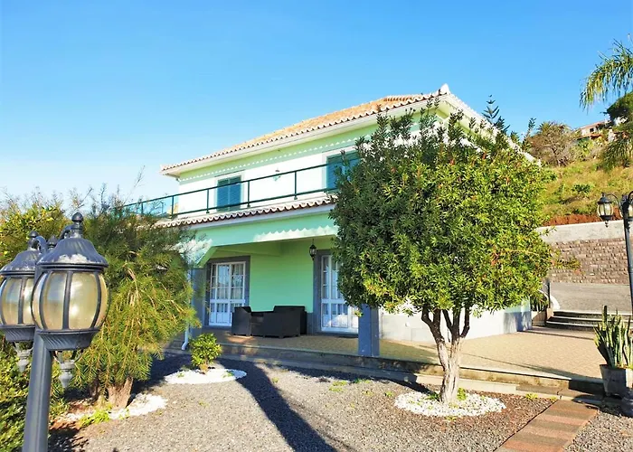 Villa With Panoramic Harbor View