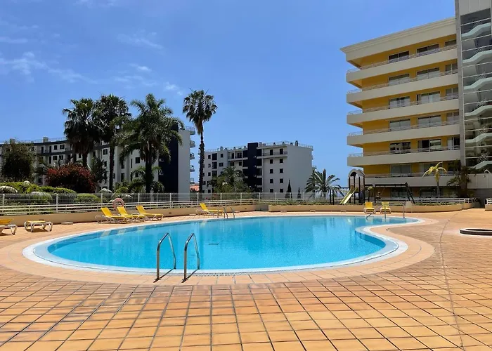 Ajuda Paradise Apartment With Pool And Private Parking