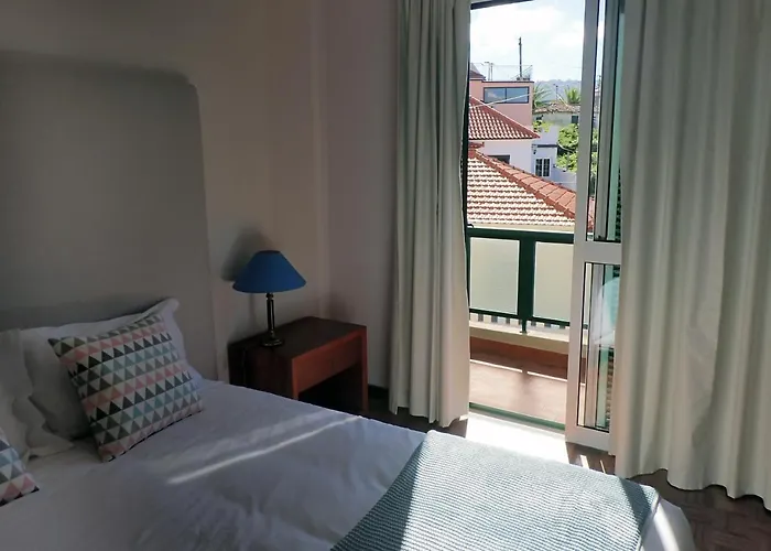 Funchal petrolhead apartment