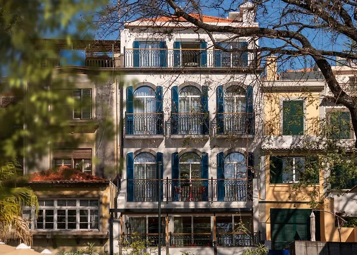 Madeira Gems Apartments