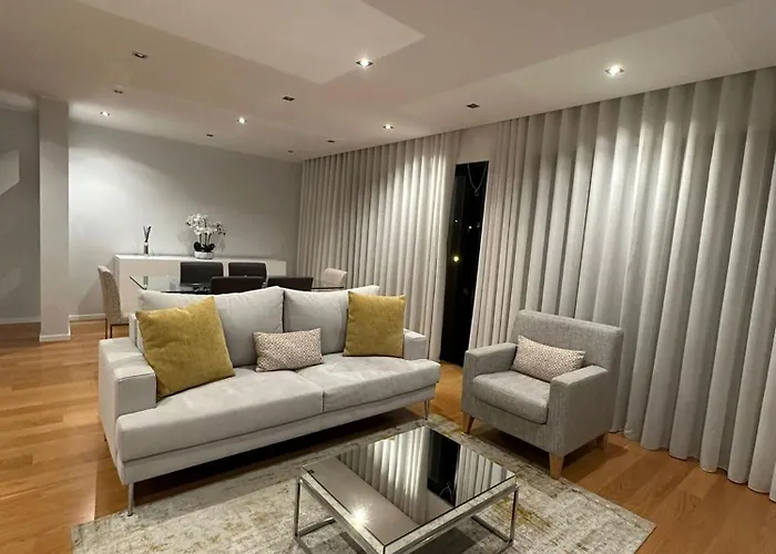 Leonor Seaview Apartment