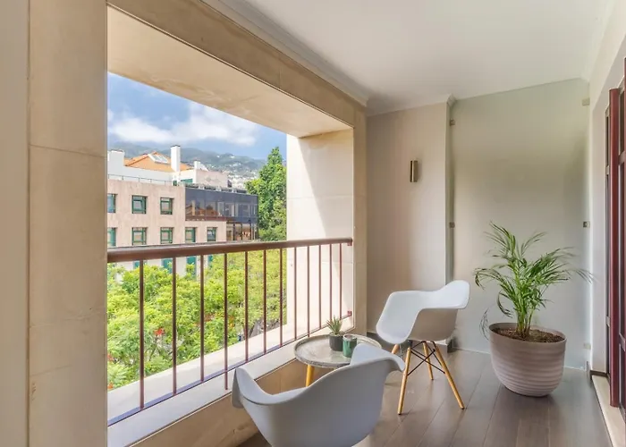 Stay In Avenue Arriaga 10