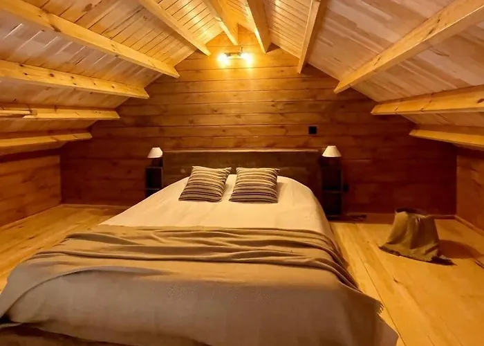 Mountain Eco Shelter 7