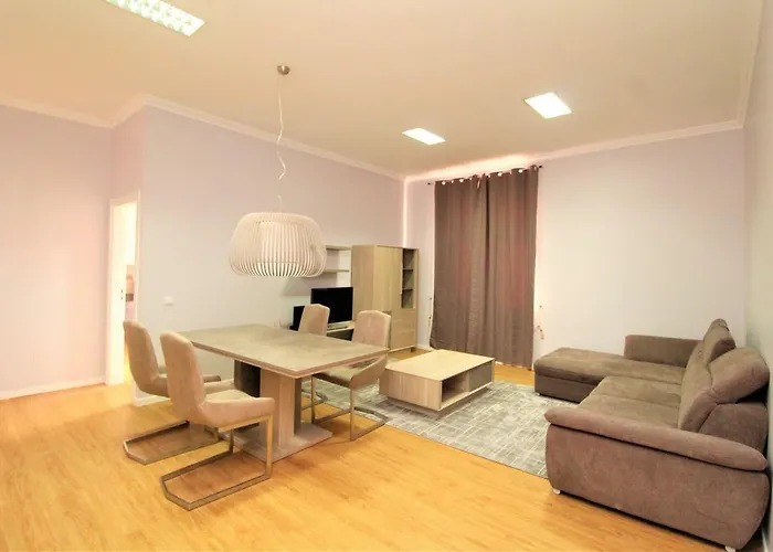 Heart Old Town City Center Apartment 5 Stars