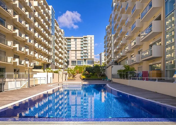 Blue Sky Apartment With Pool By Hr Madeira