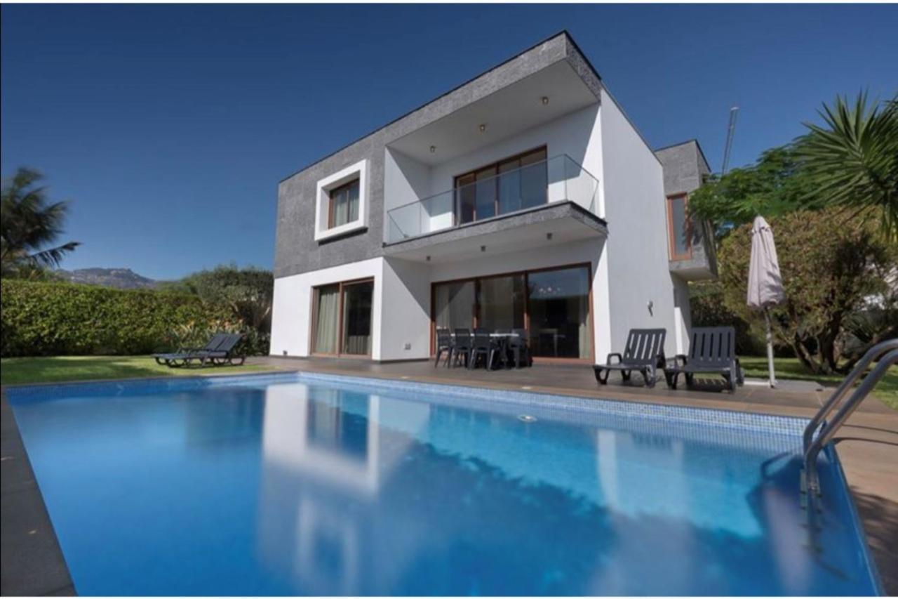 Victoria With Private Heated Pool Funchal (Madeira)