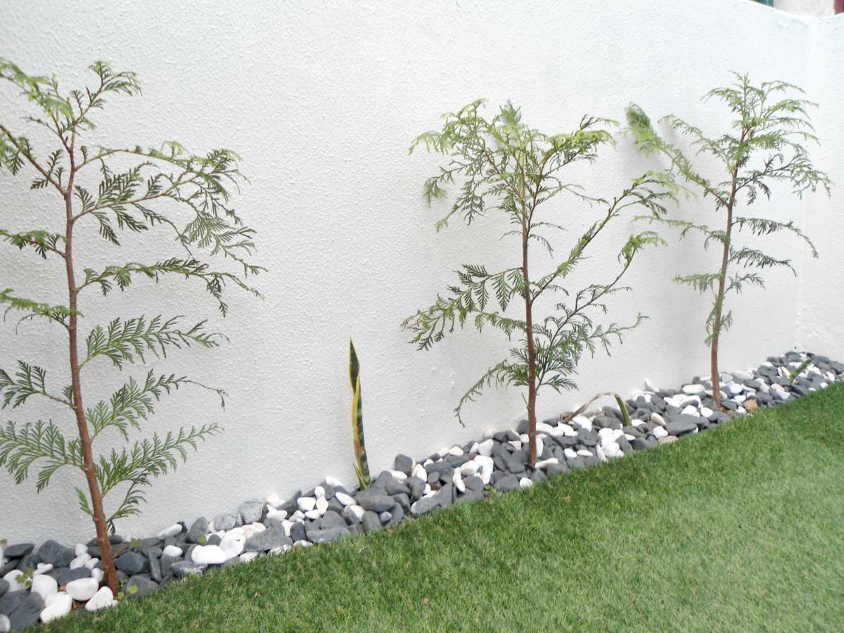Garden's