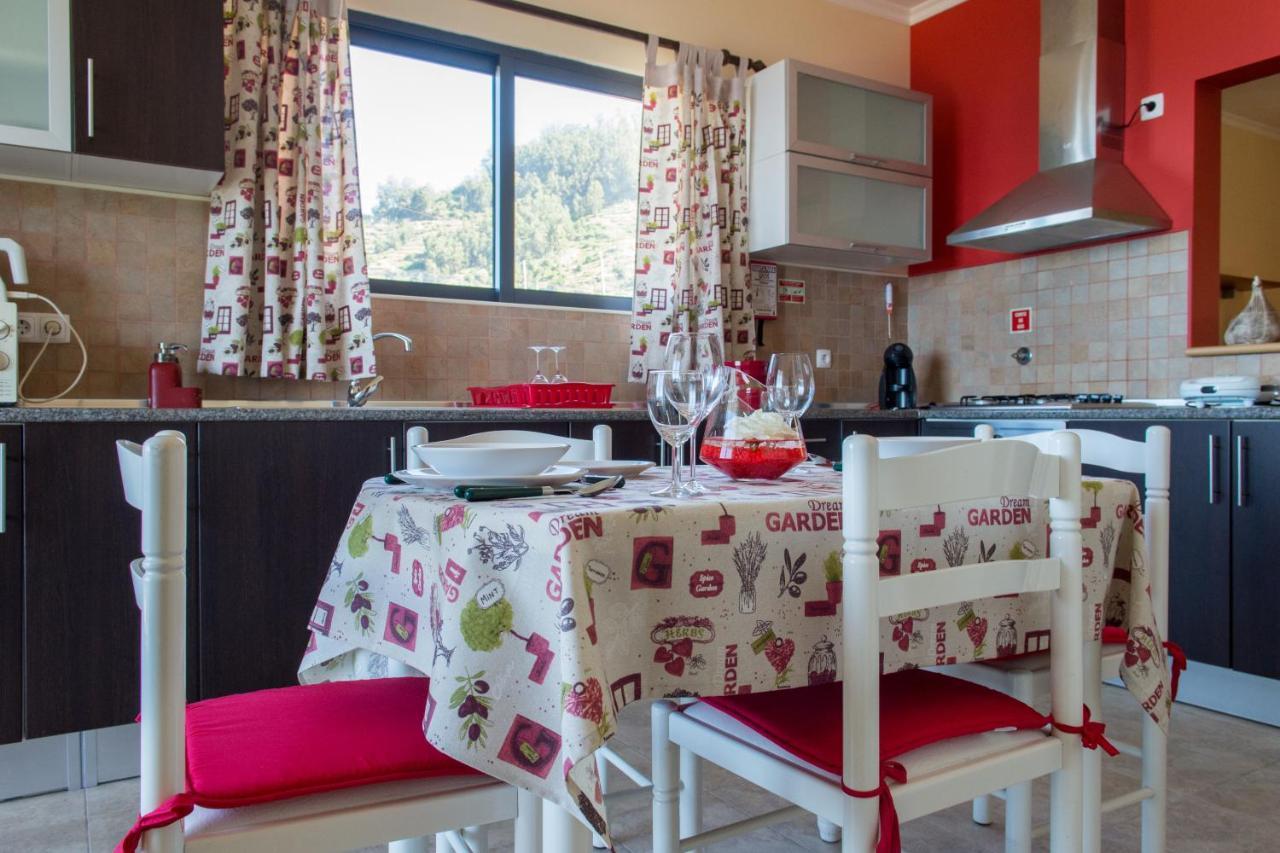 “venik House” Sea_mountains_relaxing_barbecue *