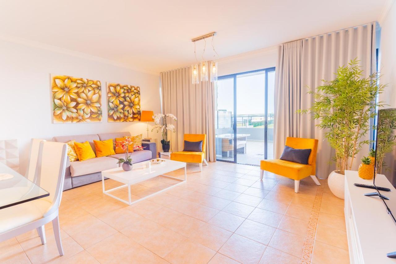Ocean View And Garden In Exclusive Area Apartamento Funchal (Madeira)