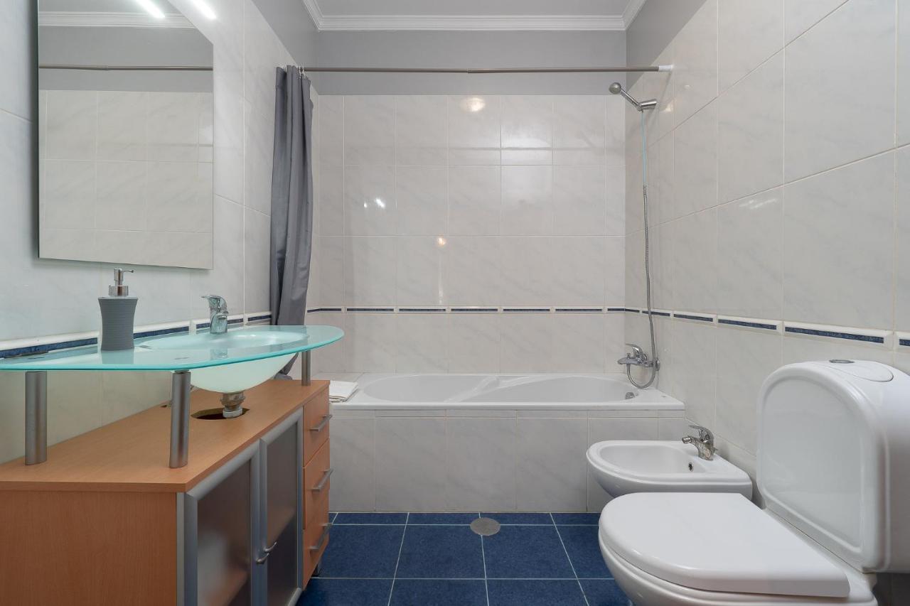 Charming In Villa Funchal (Madeira)
