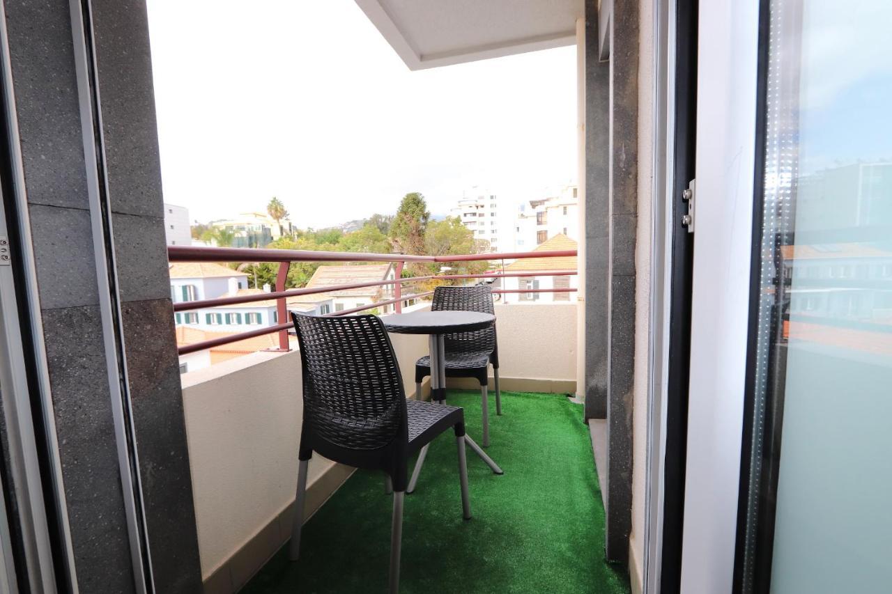 Apartment Apartment, With Pool *
