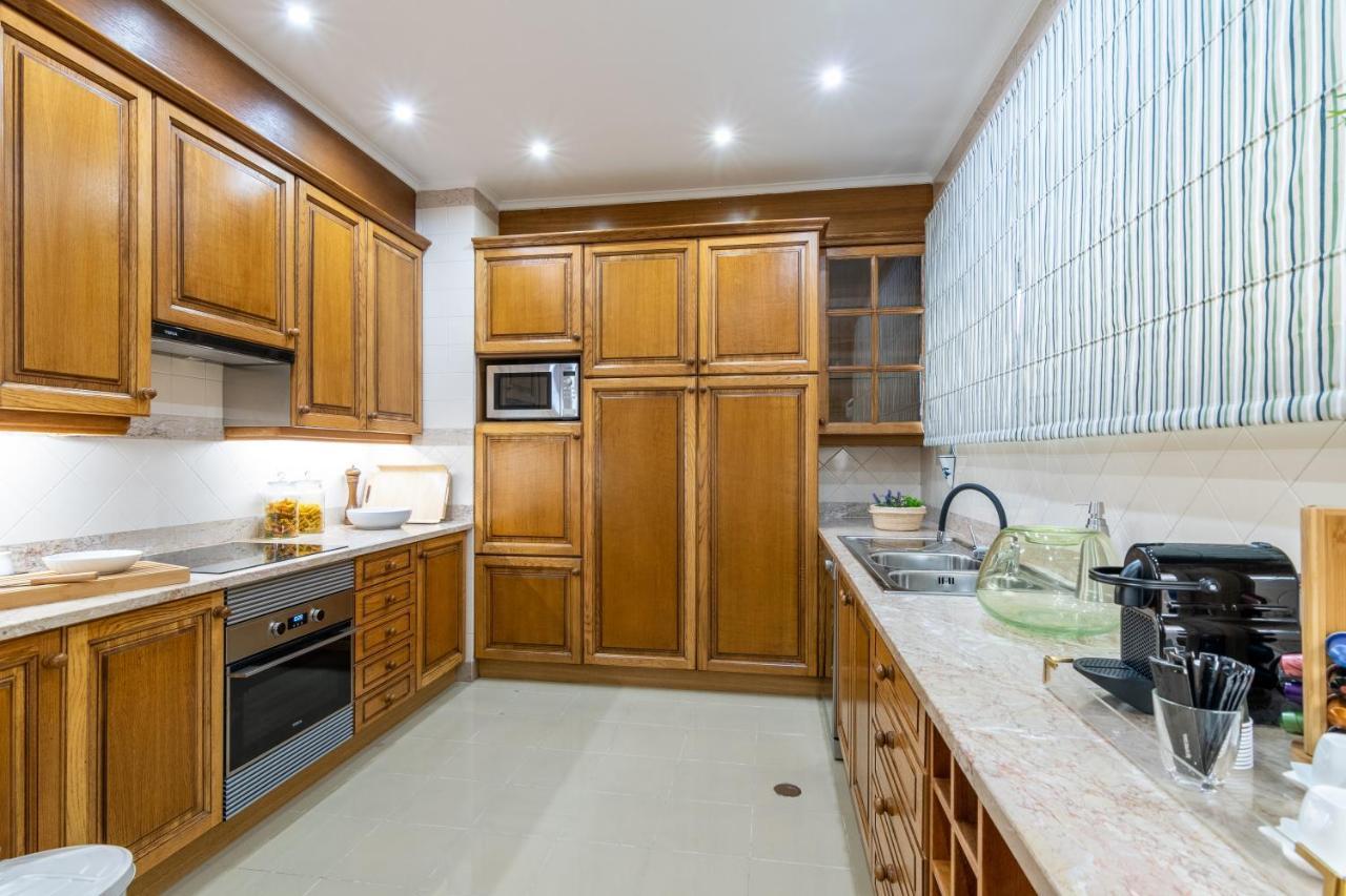 106 - Two Bedroom Apartment *