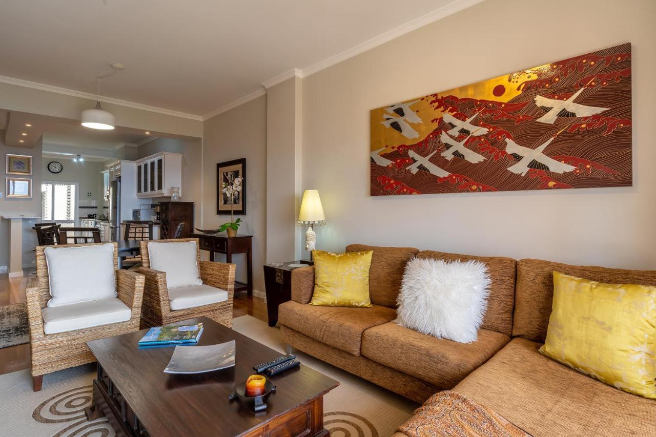 Stylish With Balcony And Amazing Views Over And The Sea