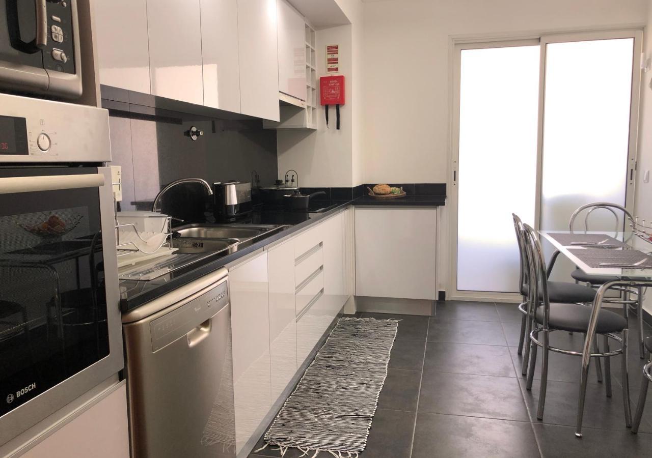 Apartment Dona I House - In With Free Parking