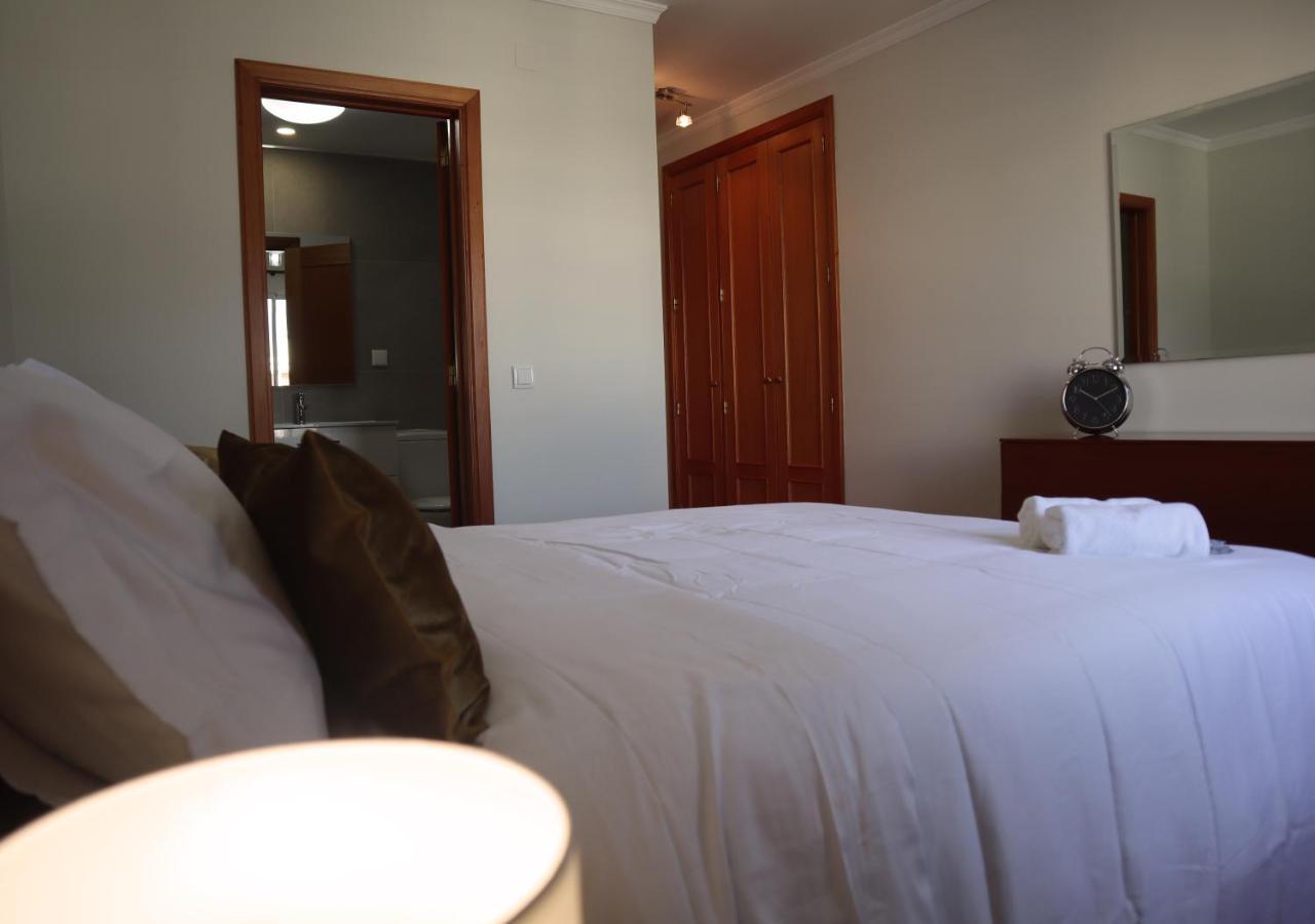 Apartment Dona I House - In With Free Parking