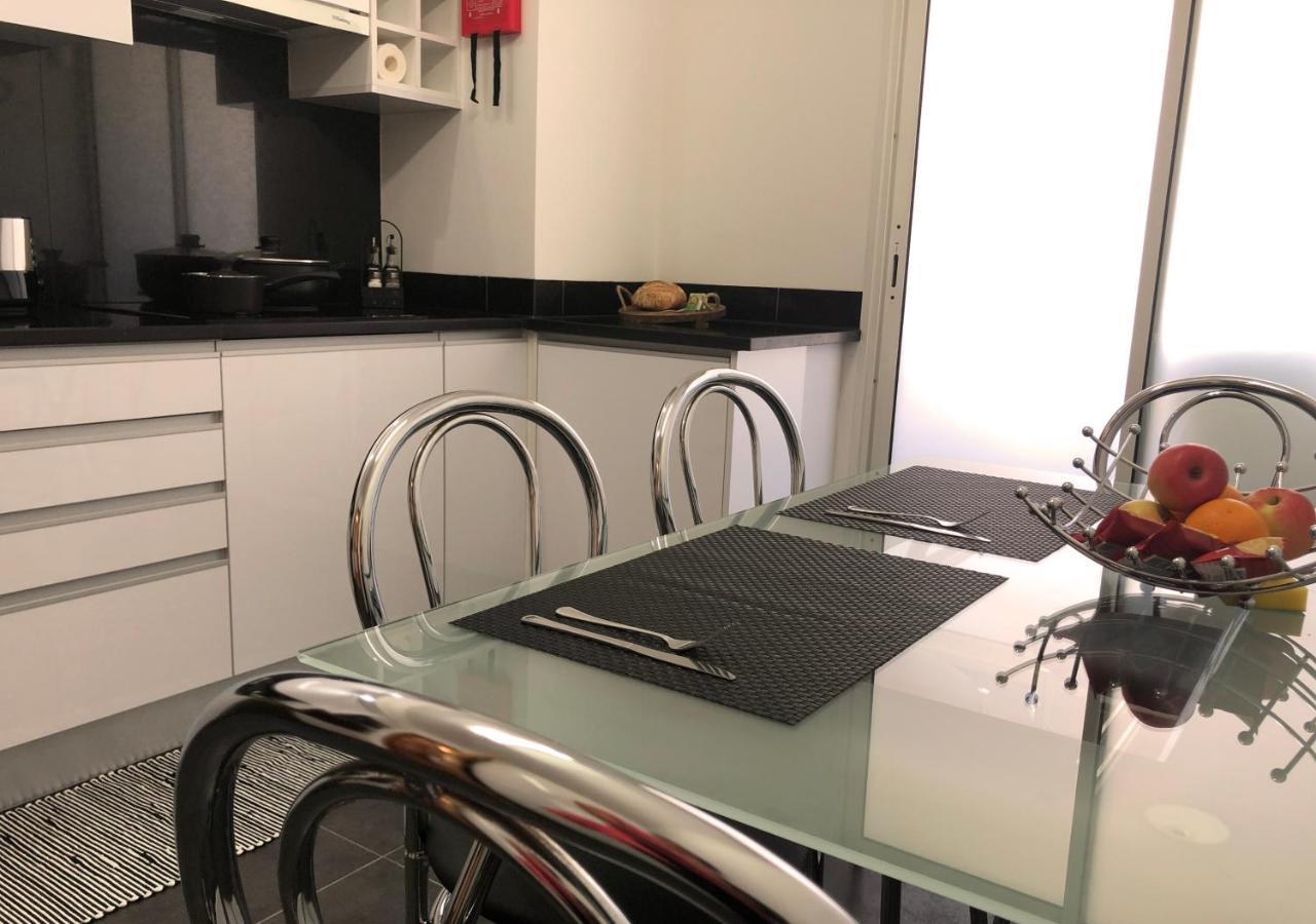 Dona I House - In With Free Parking