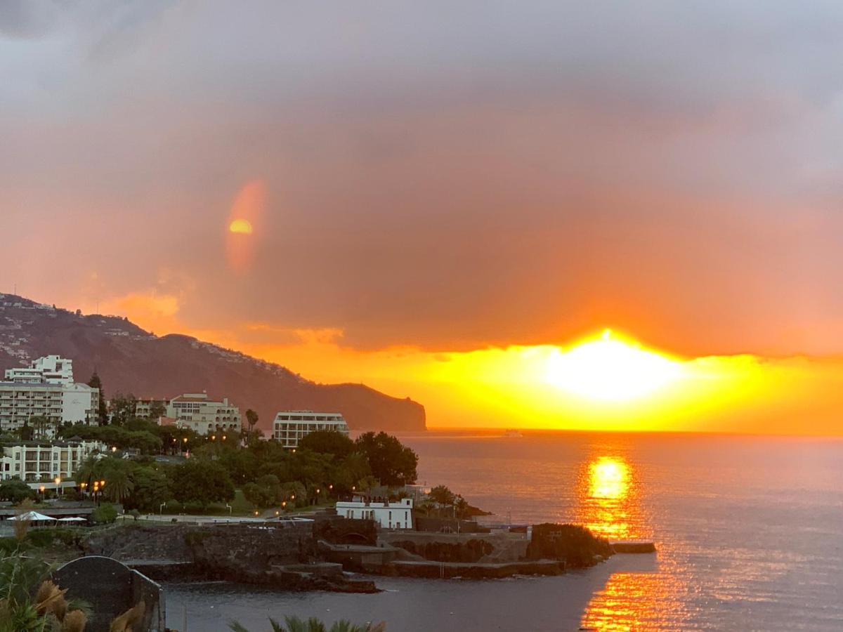 Do Mar E Lua * Funchal (Madeira)