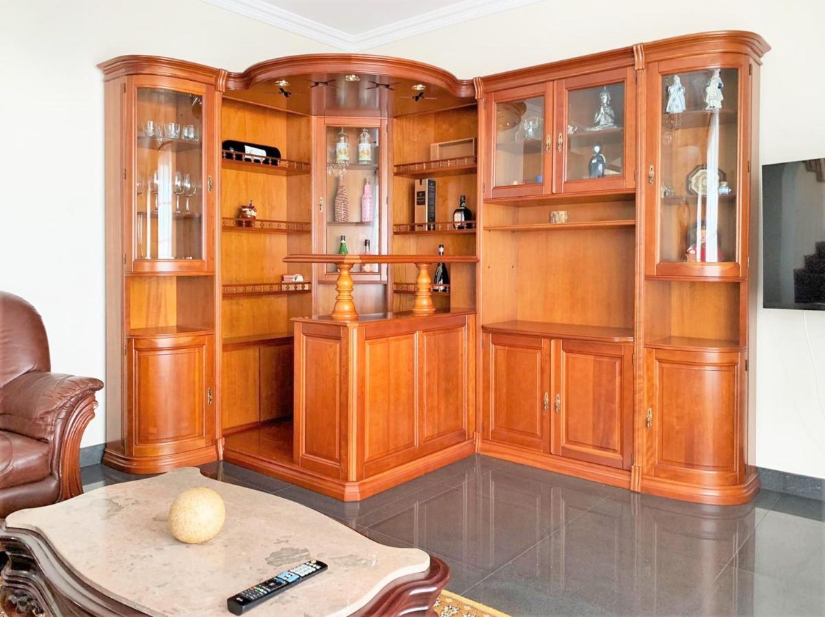 With Panoramic Harbor View Holiday home