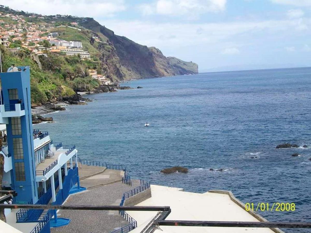 Cosy In Sea And Mountain Views 35 M² * Funchal (Madeira)