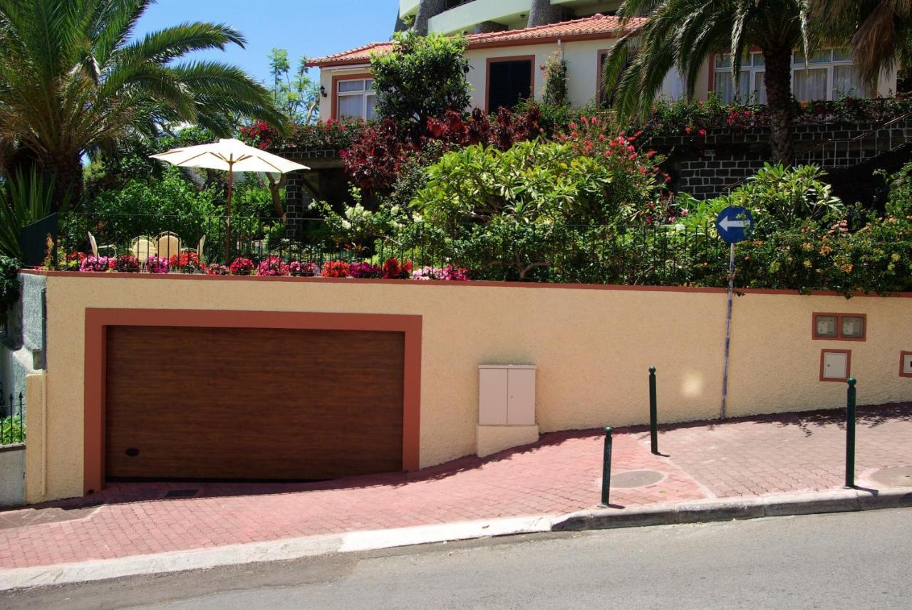 Comfortable In With Sea View Funchal (Madeira)