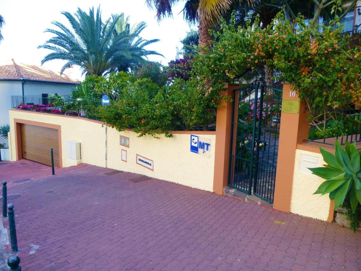 Case de vacanță Comfortable In With Sea View Funchal (Madeira)