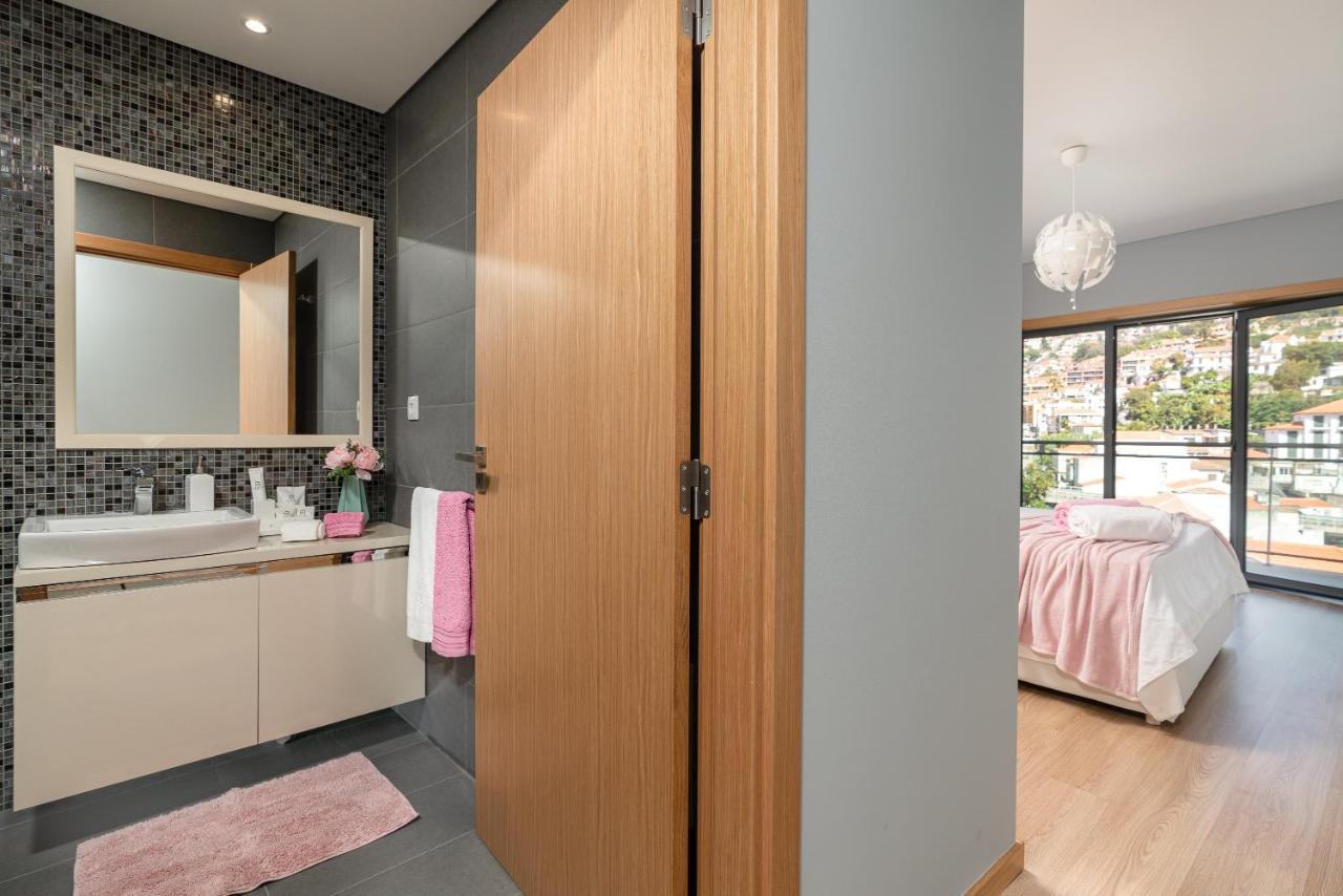 Luxurious - Casa Valentina - Rent2u, Lda Apartment