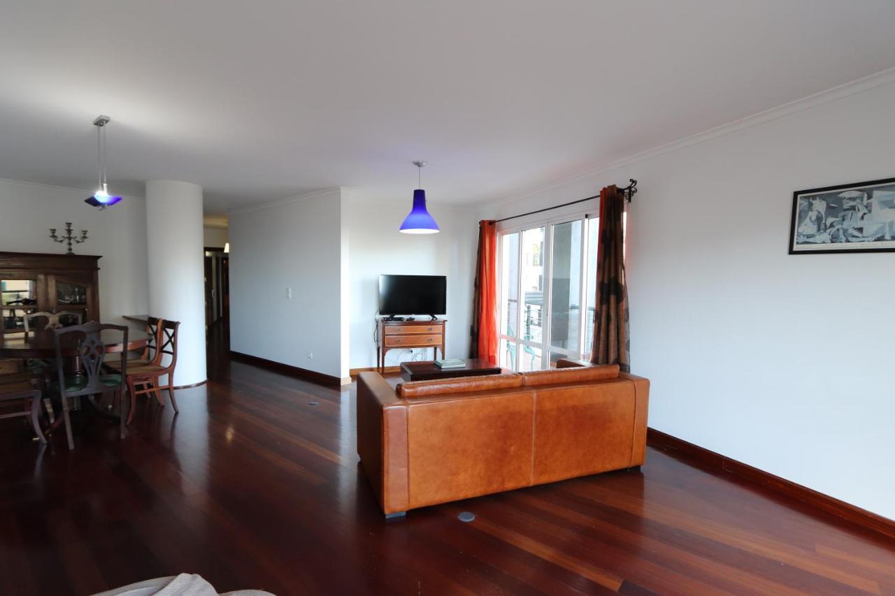 Forum Two Views Apartment *